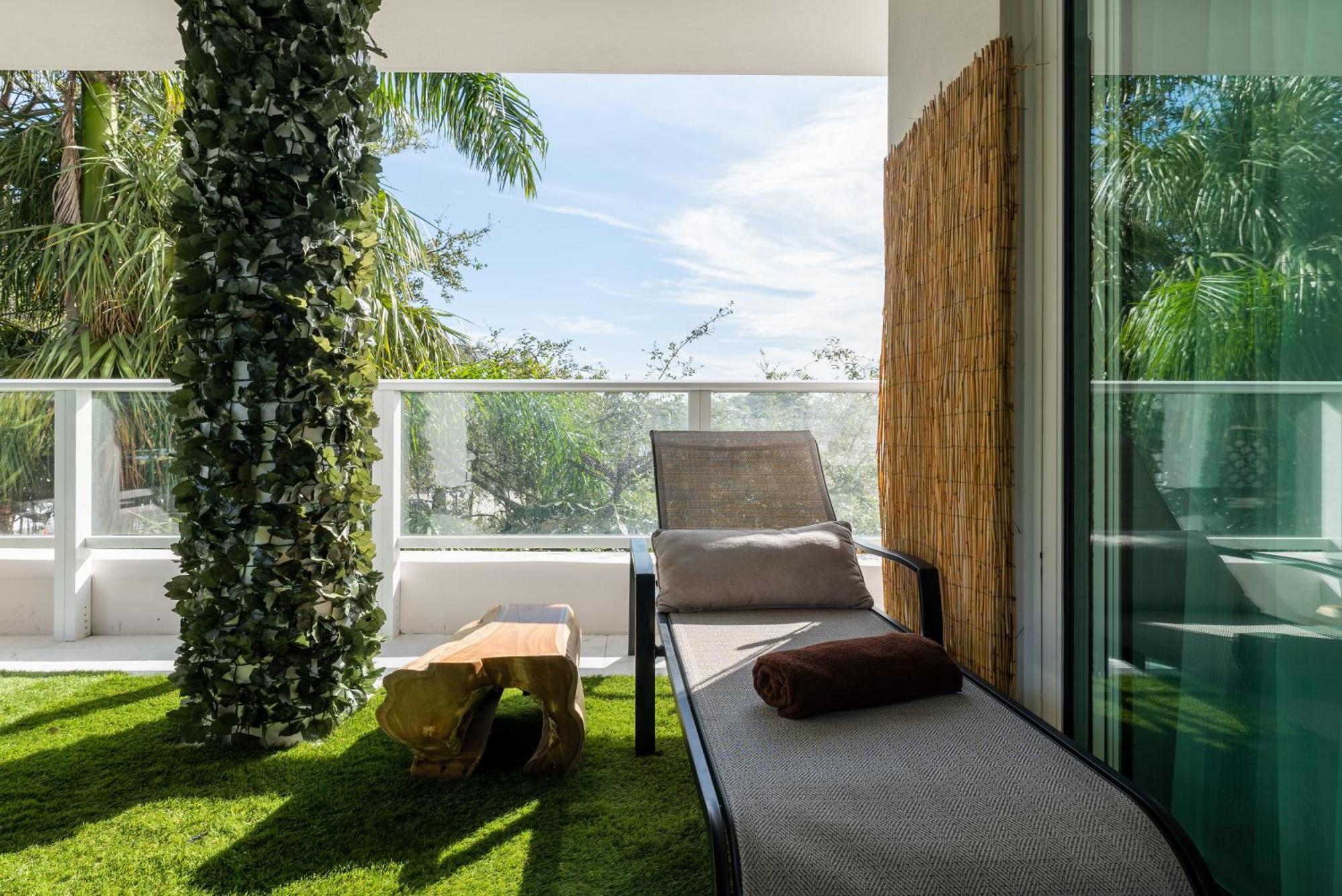 Miami Wood Apart Hotel New 2024 - Private Terrace - Free Garage - Beach 5 Min ฮอลลีวูด ภายนอก รูปภาพ