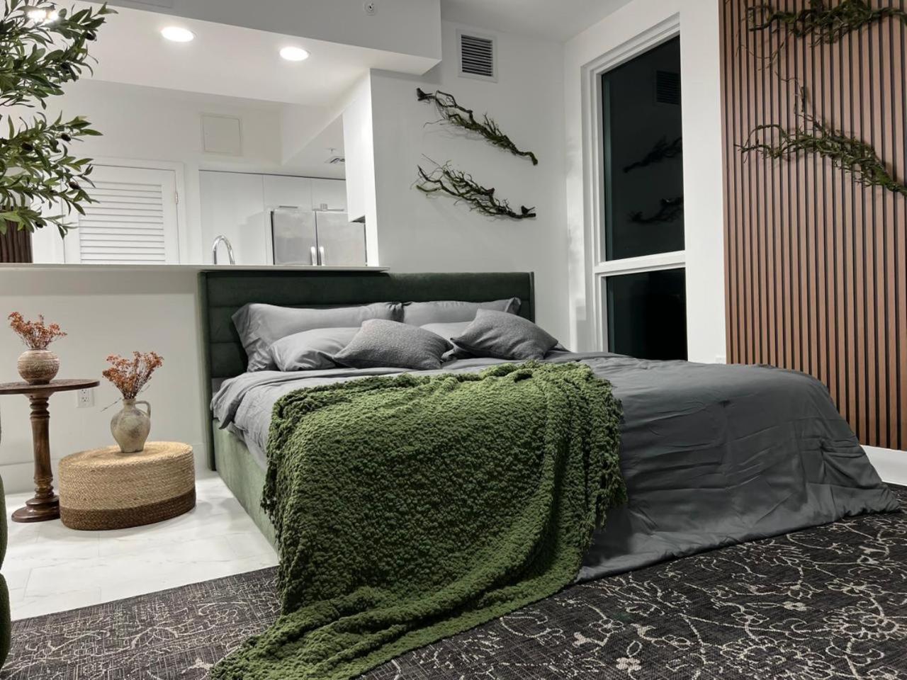 Miami Wood Apart Hotel New 2024 - Private Terrace - Free Garage - Beach 5 Min ฮอลลีวูด ภายนอก รูปภาพ